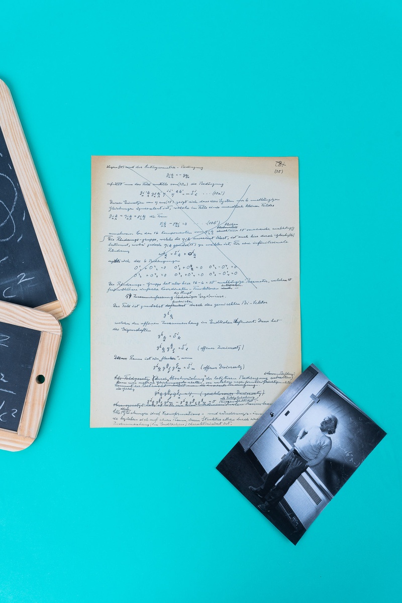 Albert Einstein Handwritten Manuscript '43