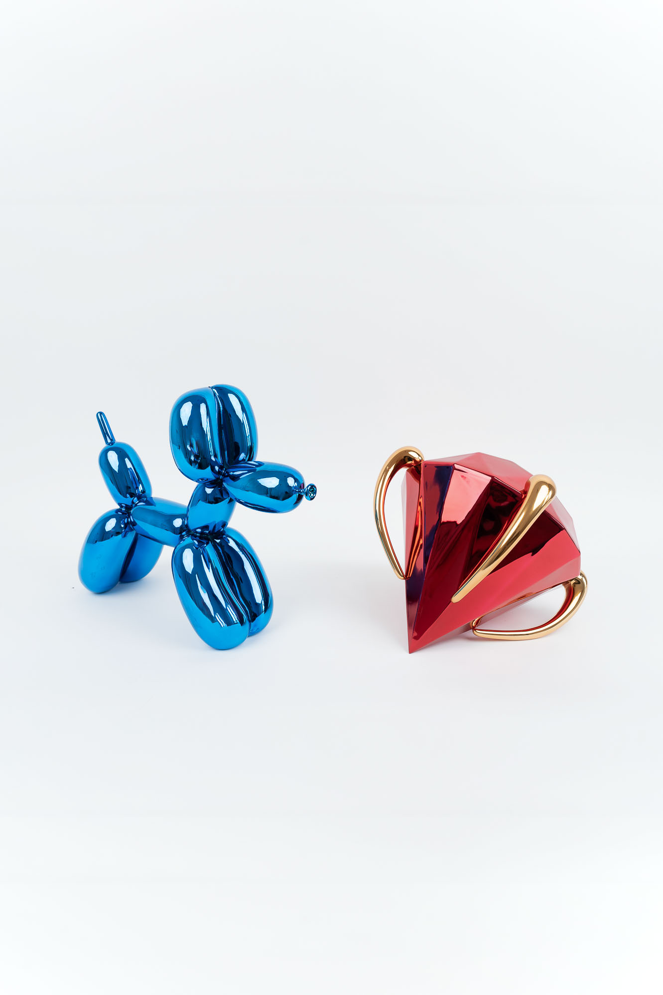 Jeff Koons Dog & Diamond Set