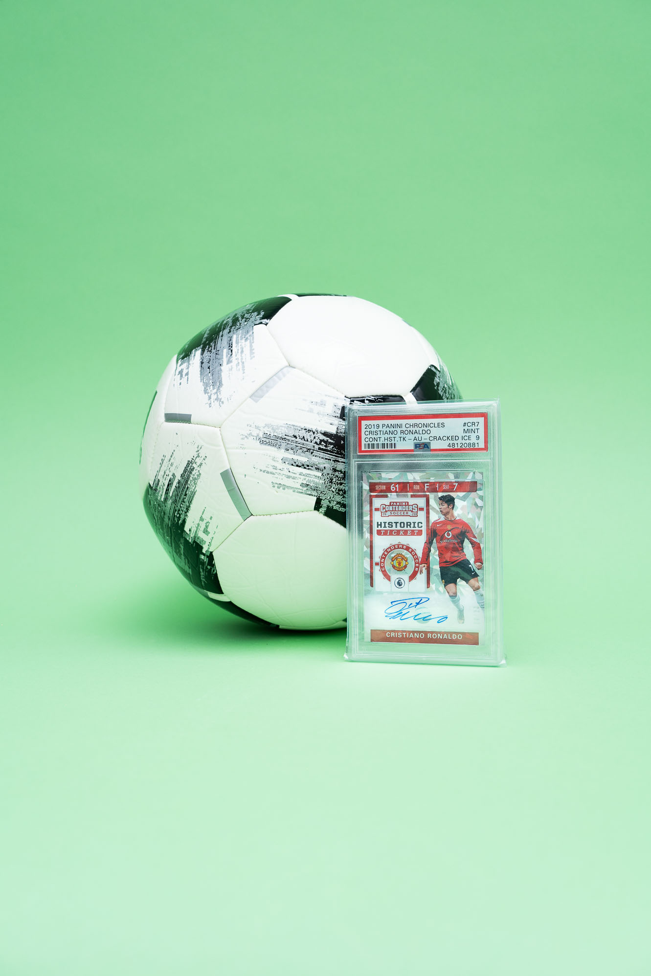 Cristiano Ronaldo Cracked ICE - Signiert