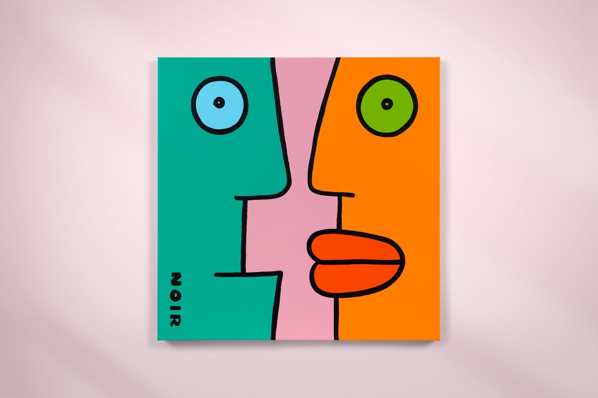 About Thierry Noir