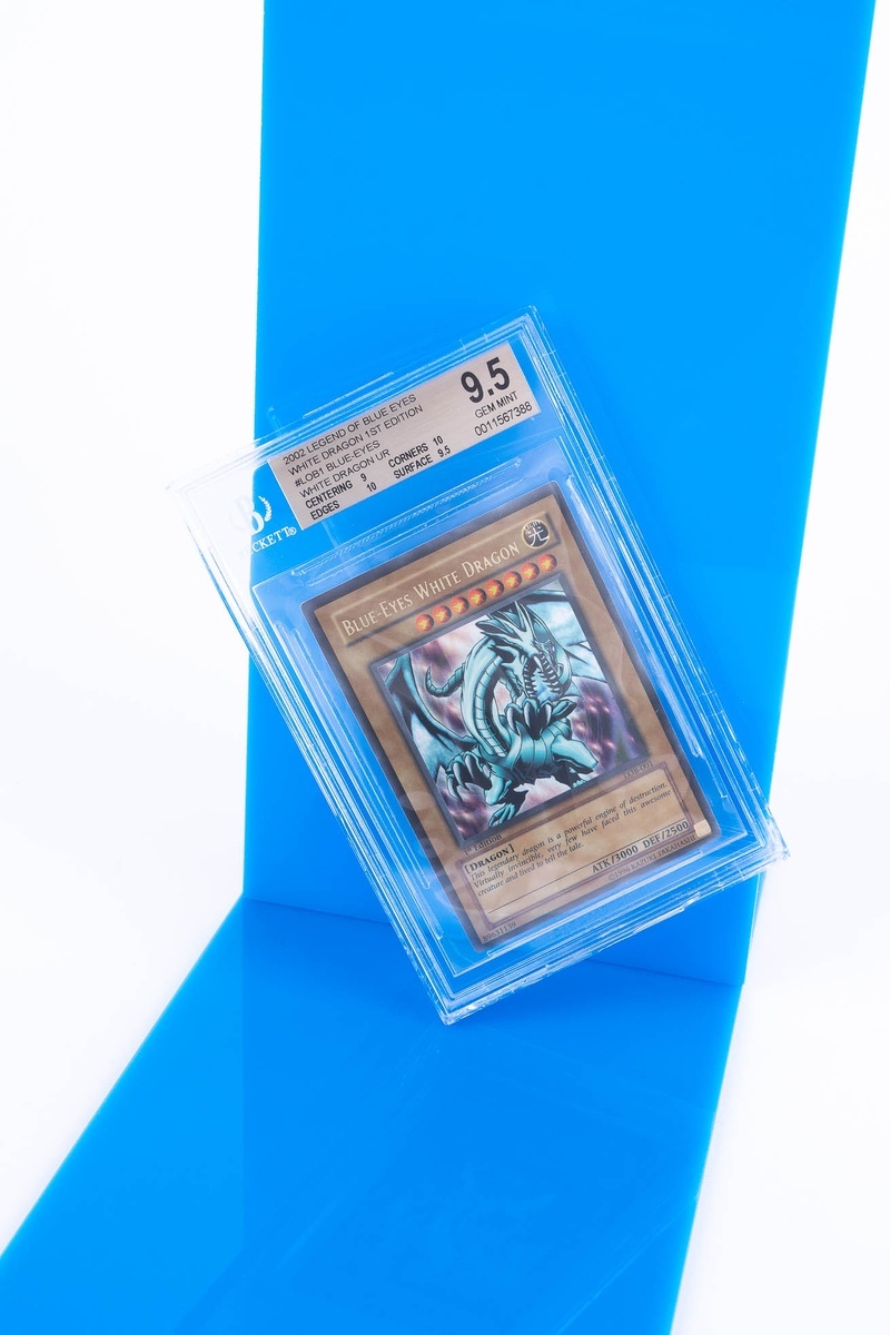 Yu-Gi-Oh! Dragon 1st Ed "Wavy"