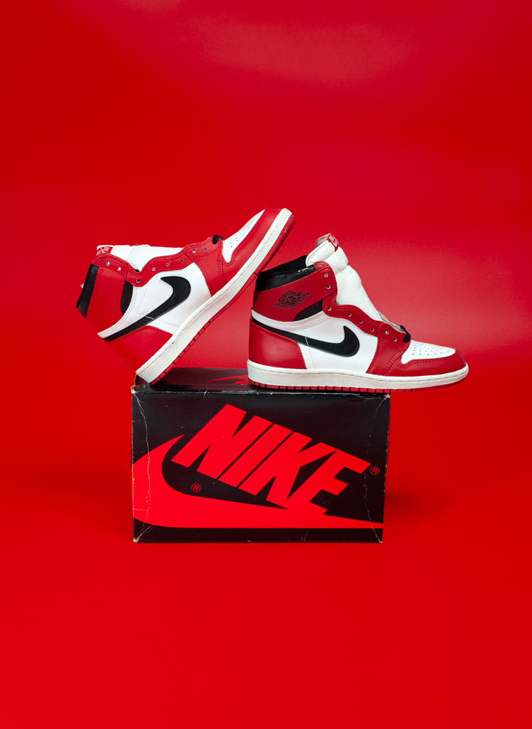 Nike Air Jordan 1985 & BRED
