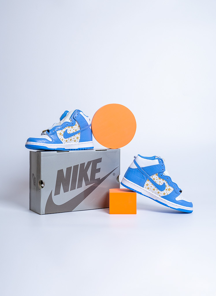 Nike SB Dunk High Supreme Blue Stars