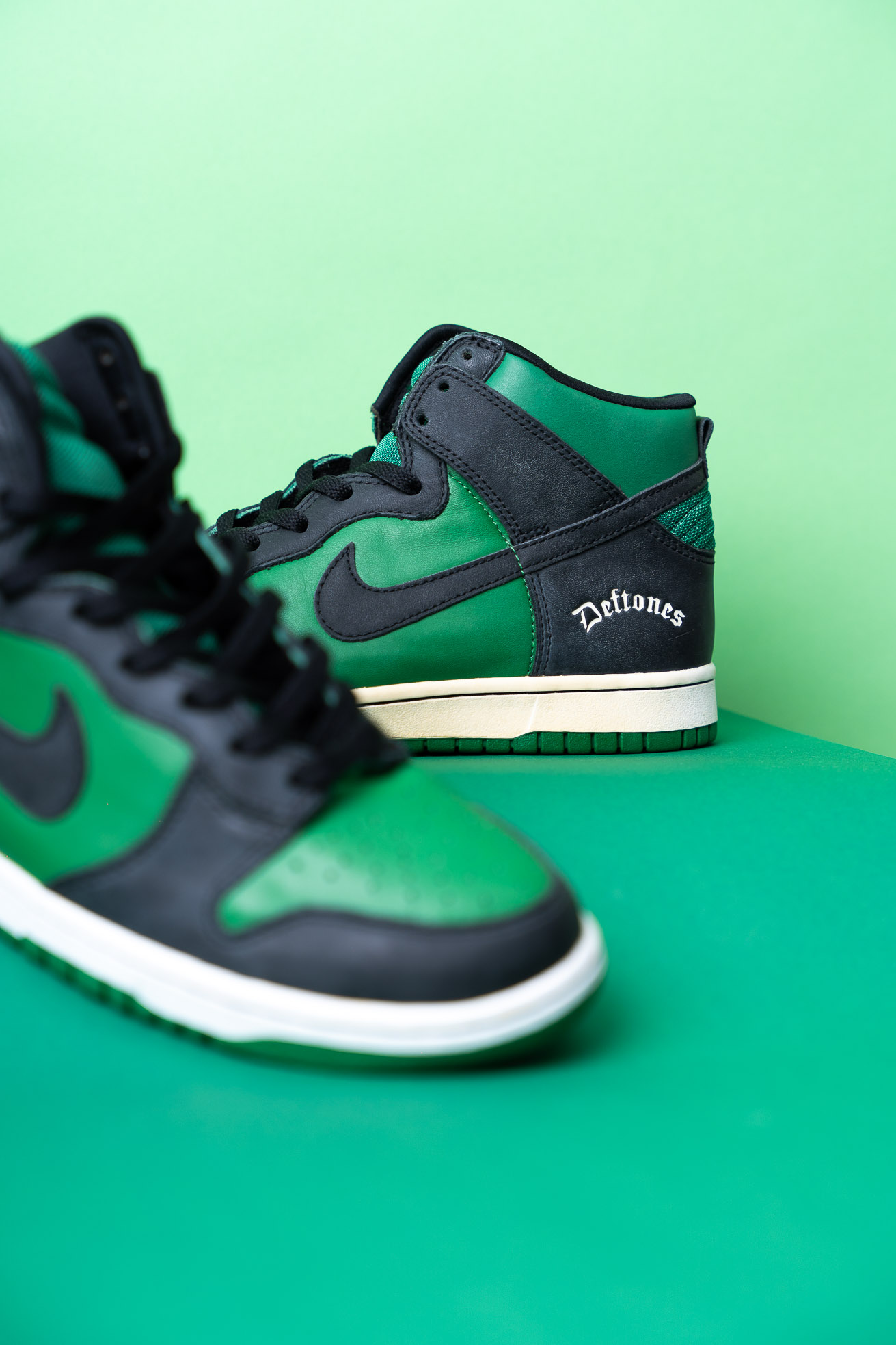 Nike Dunk High 'Deftones'