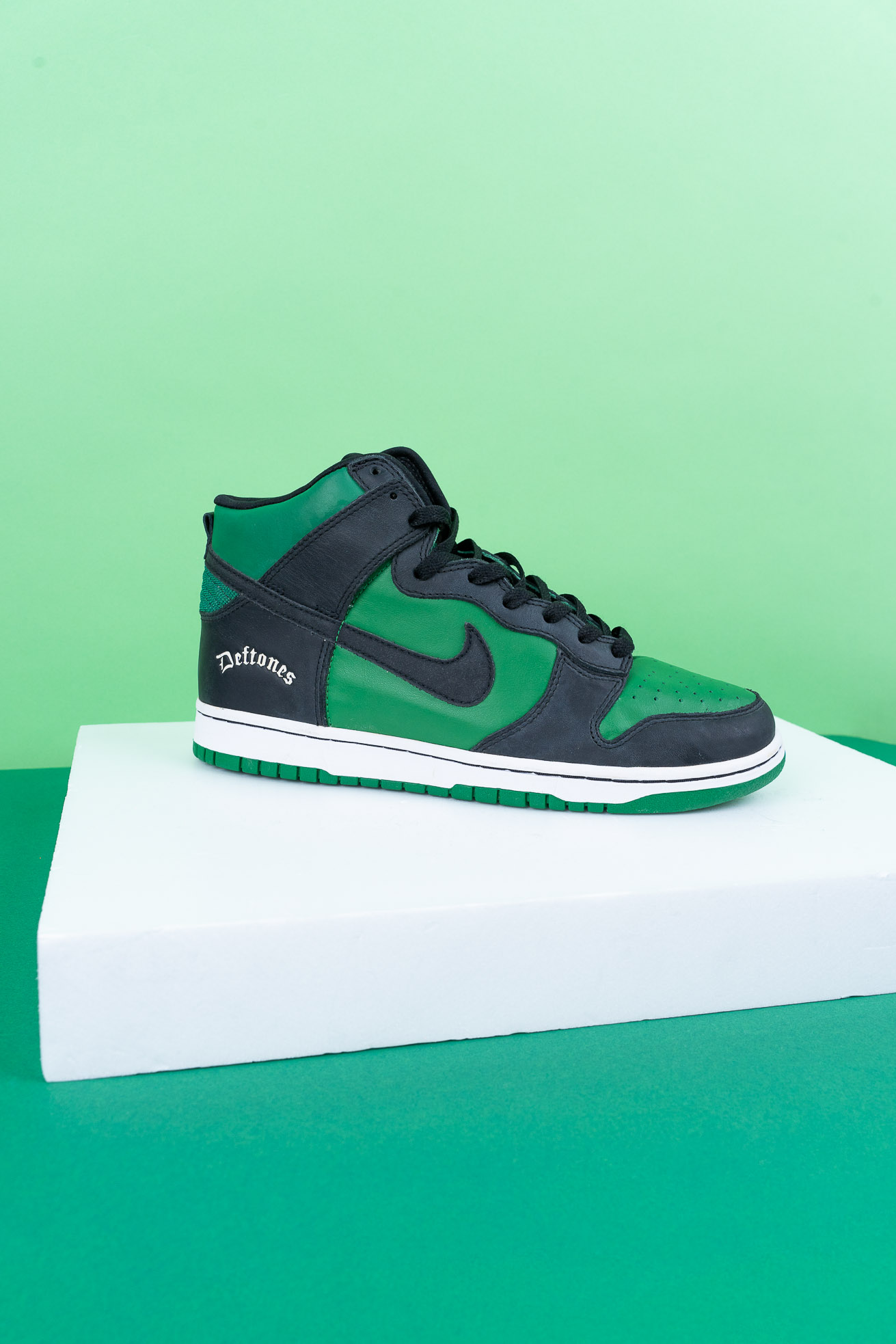 Nike Dunk High 'Deftones'