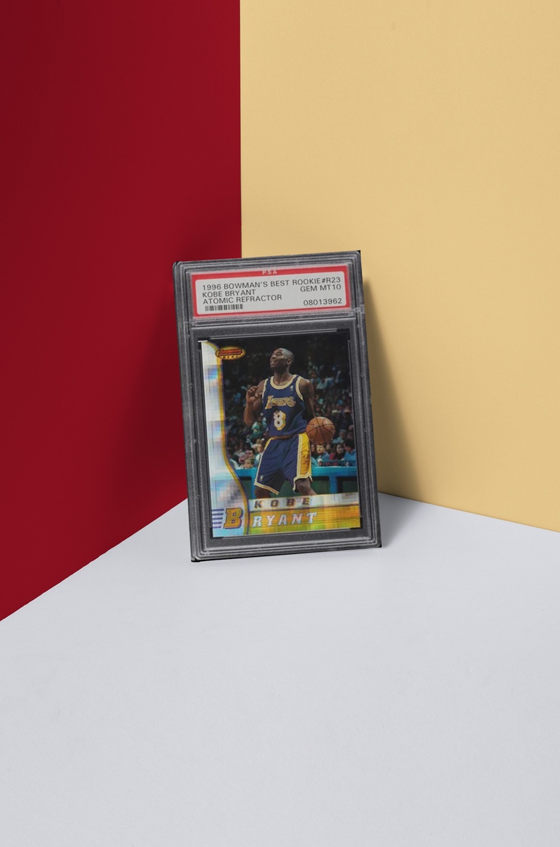 1996 Atomic Refractor Kobe Bryant #R23